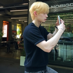 썸네일 이미지