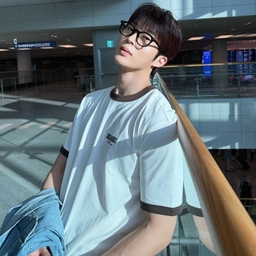 썸네일 이미지