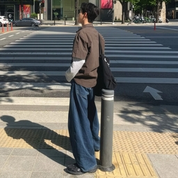 썸네일 이미지