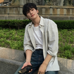 썸네일 이미지