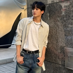 썸네일 이미지