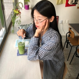 썸네일 이미지
