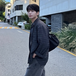썸네일 이미지