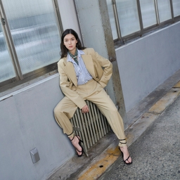 썸네일 이미지